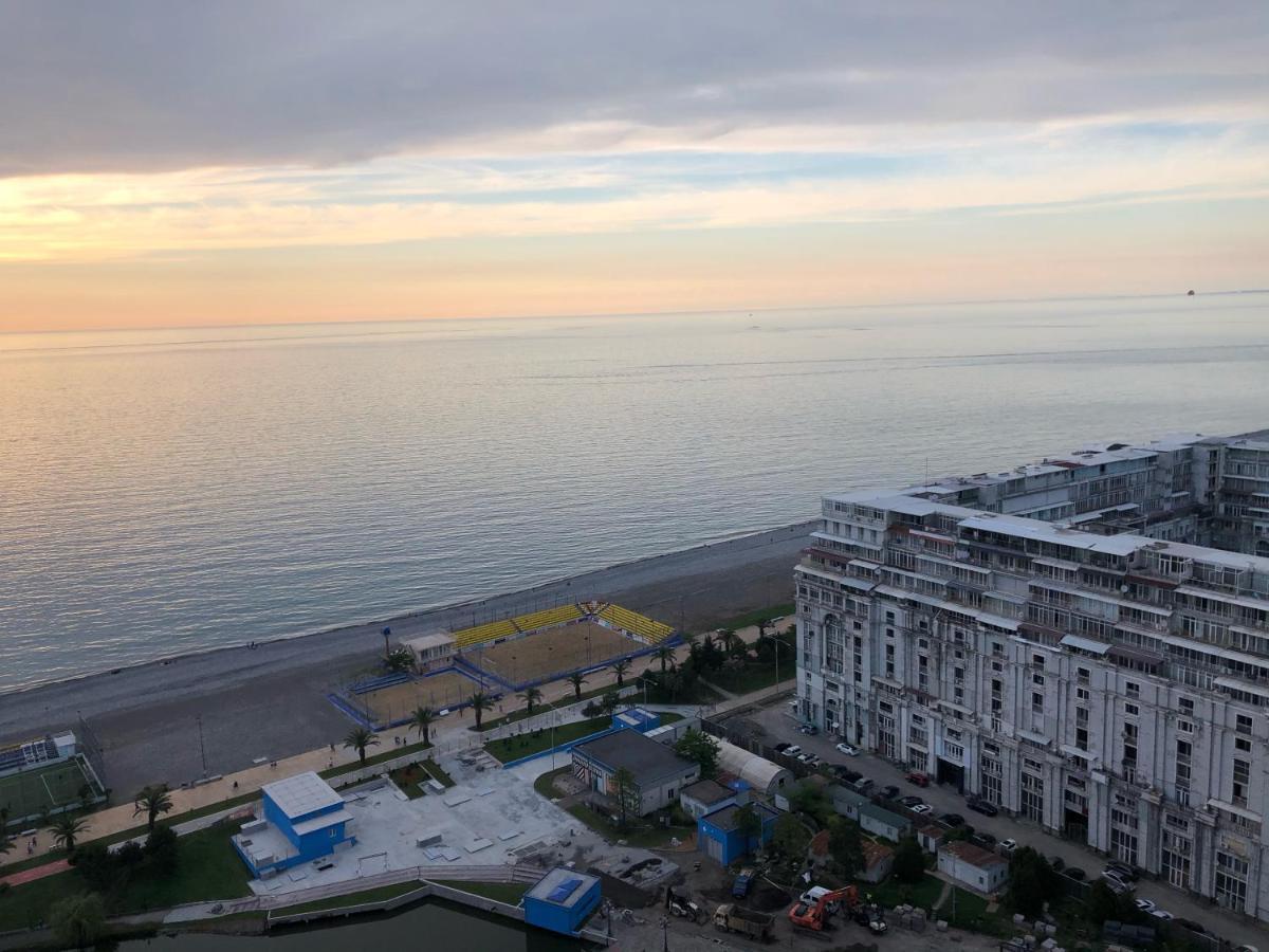 Black Sea VI Dari Apartments Batumi Kültér fotó